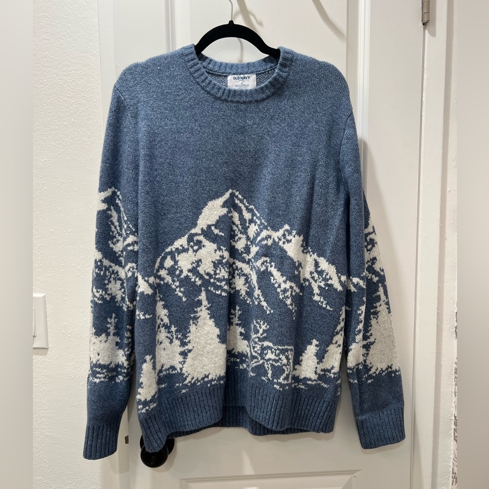 Old Navy Sweater